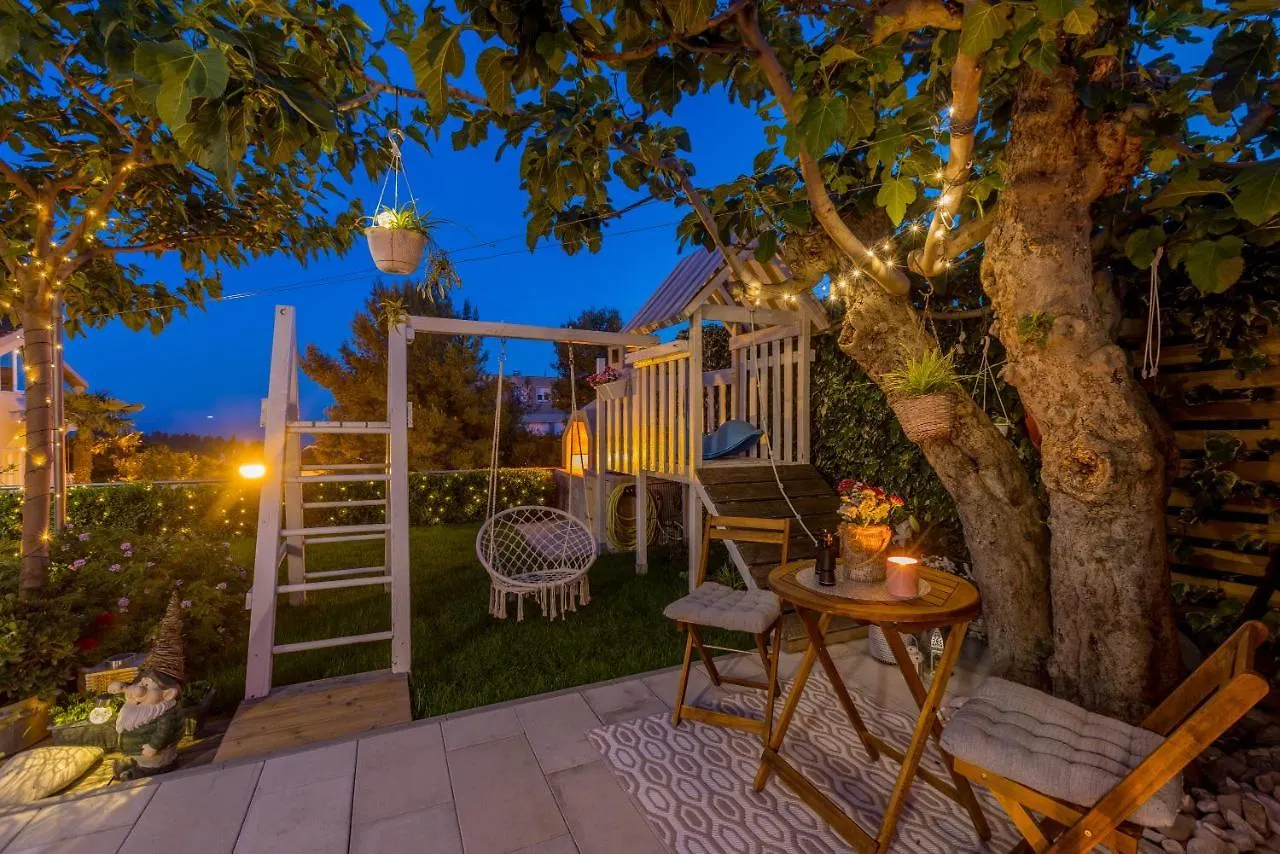 Villa Katess With Heated Pool Split