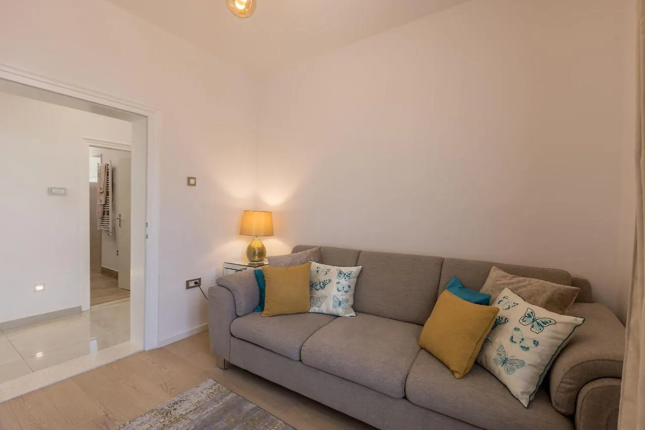 Villa Katess With Heated Pool Split 0*,  Croatia