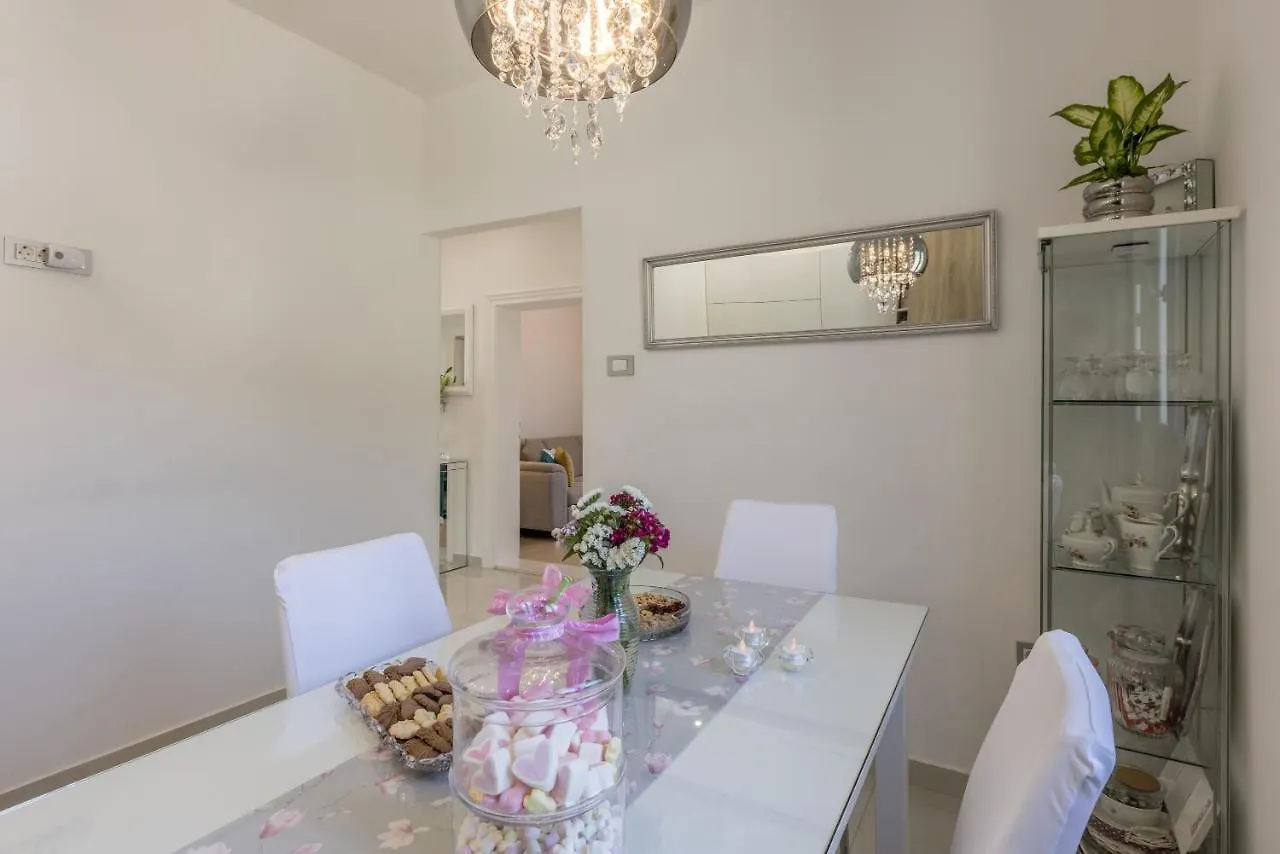Villa Katess With Heated Pool Split Croatia