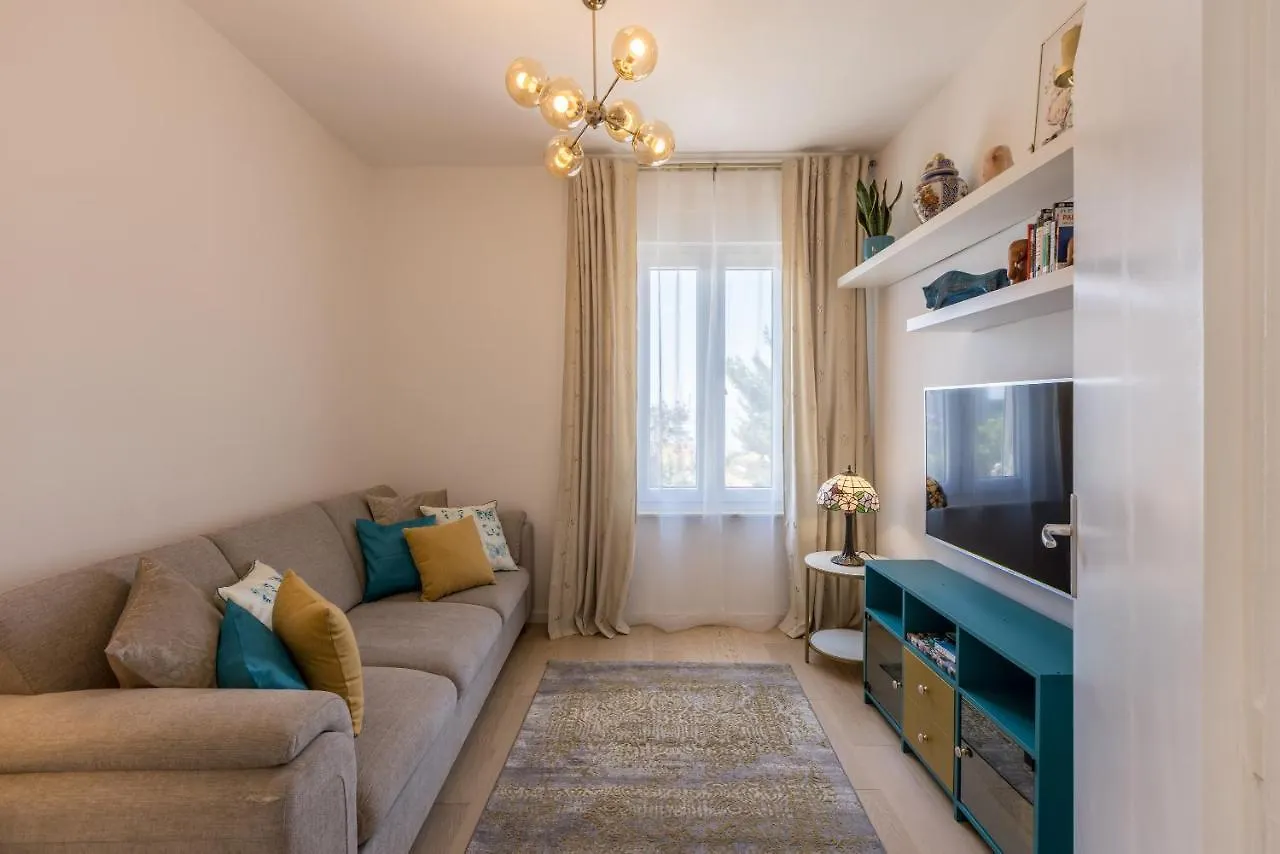 Villa Katess With Heated Pool Split