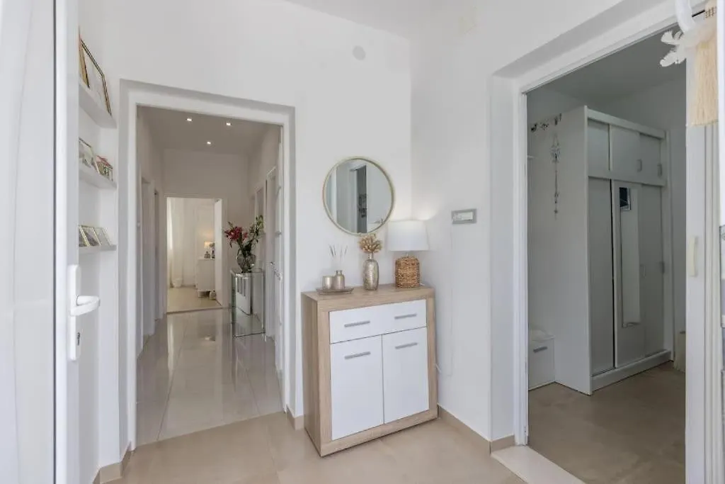 Villa Katess With Heated Pool Split 0*,  Croatia