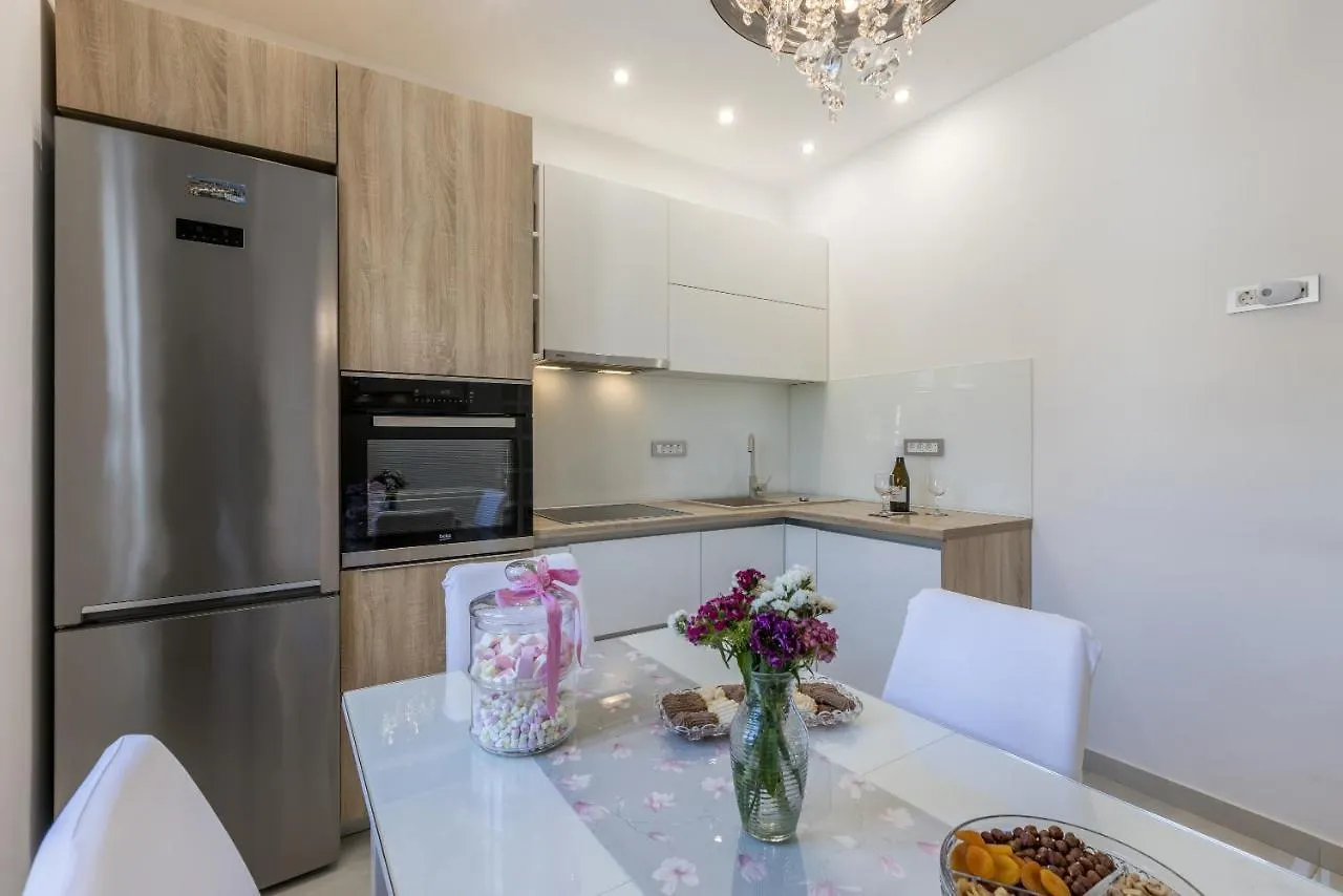 Villa Katess With Heated Pool Split Croatia