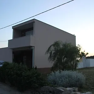 Perlla Villa