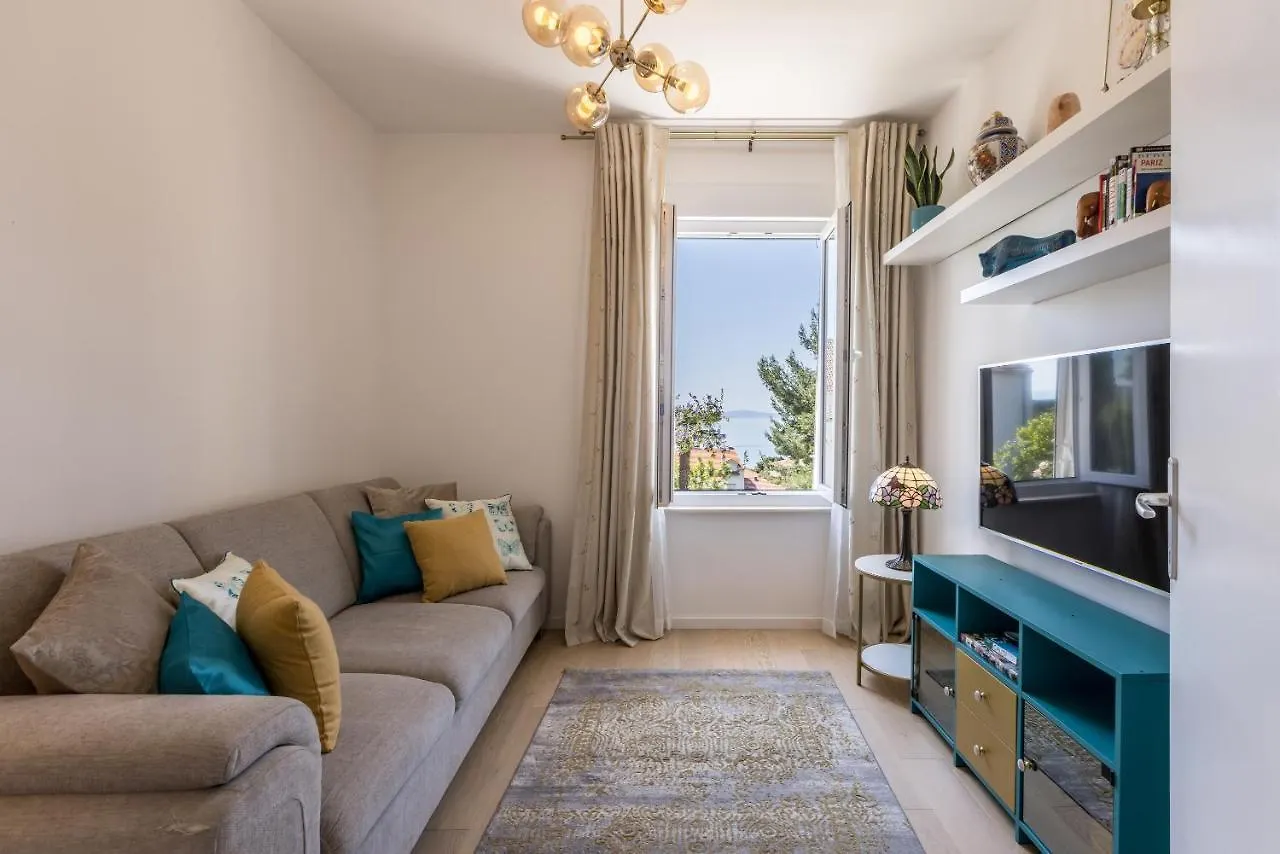 Villa Katess With Heated Pool Split